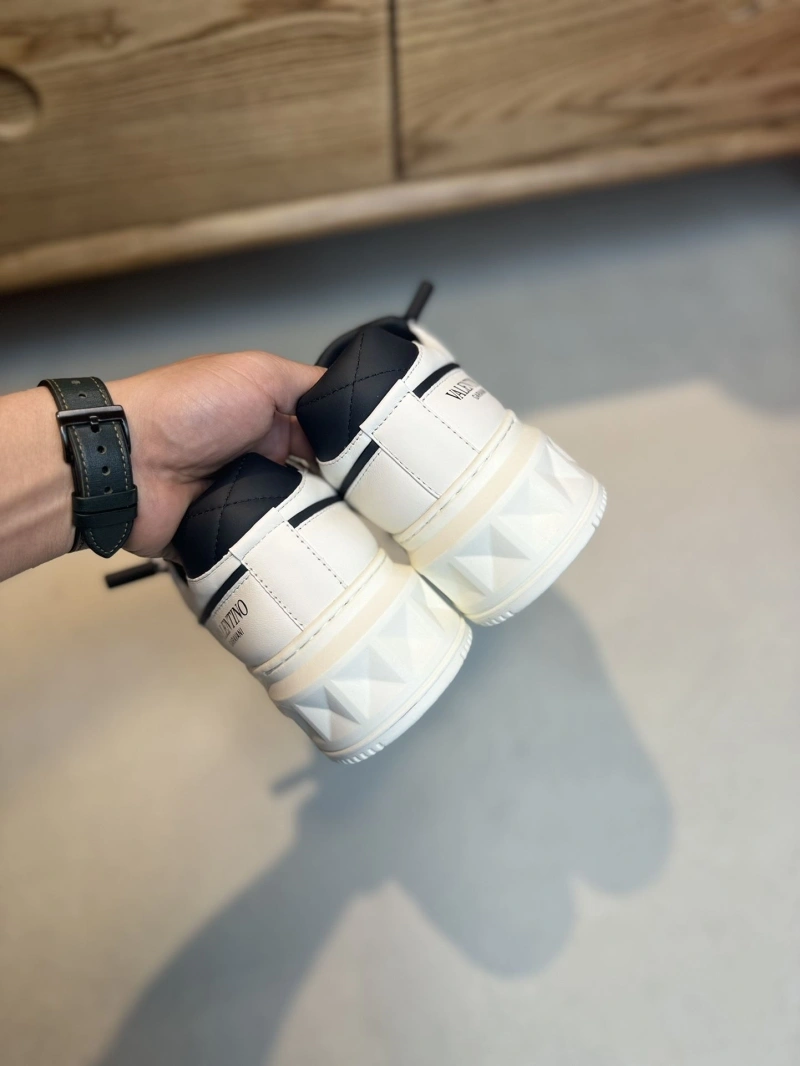 Timeless Vxlxntino Sneakers 232931