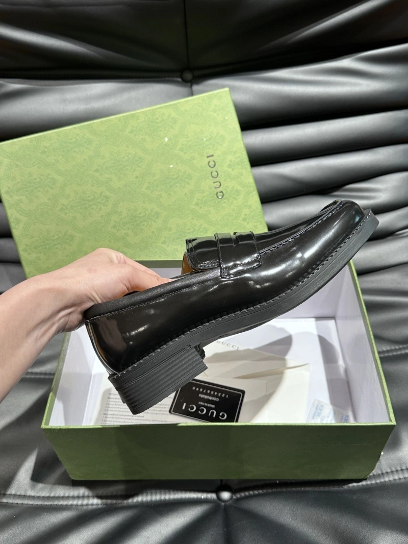 Trendy Gxccx Leather Shoes 165773