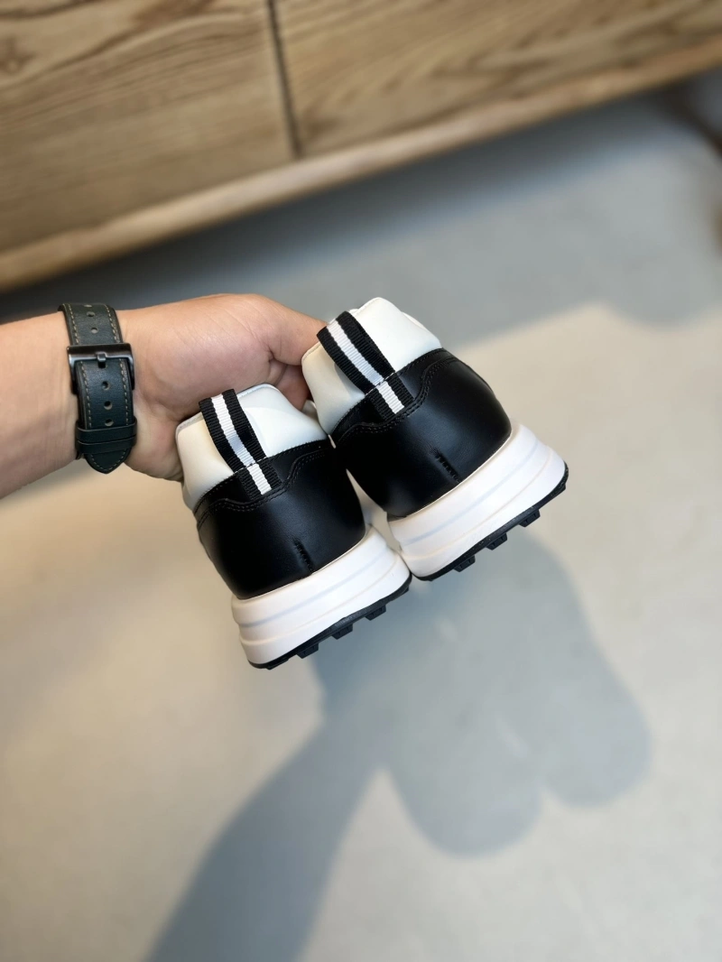 Bold Gxccx Sneakers 165967