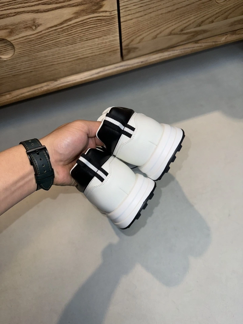 Functional Gxccx Sneakers 165966