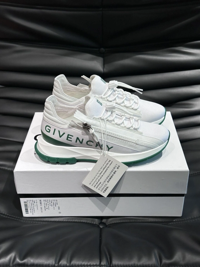 Gxvxnchy Sneakers DailyWear 154687