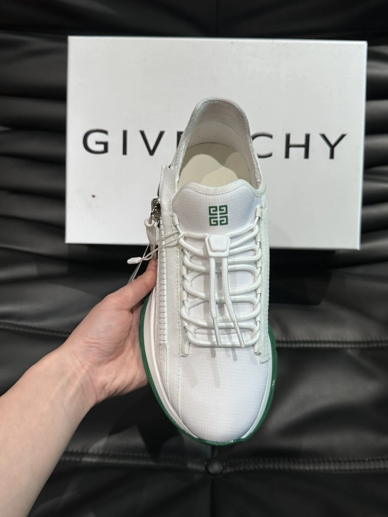 Gxvxnchy Sneakers DailyWear 154687