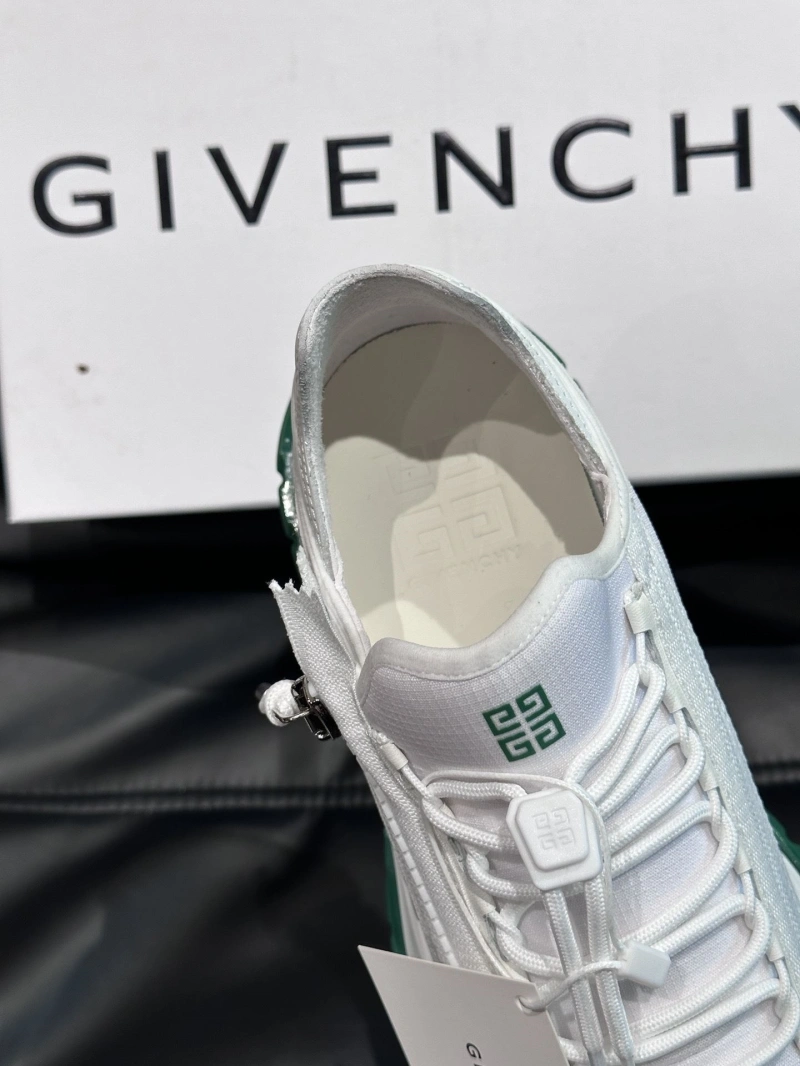 Gxvxnchy Sneakers DailyWear 154687