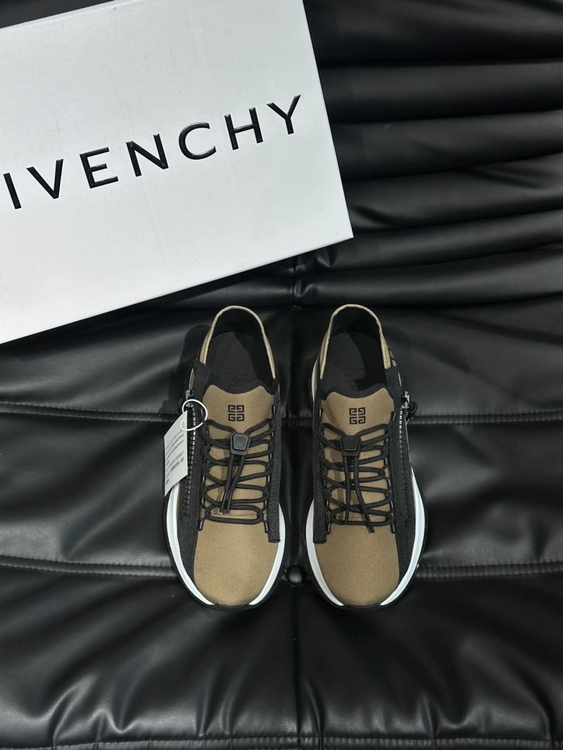 Modern Gxvxnchy Sneakers 154685