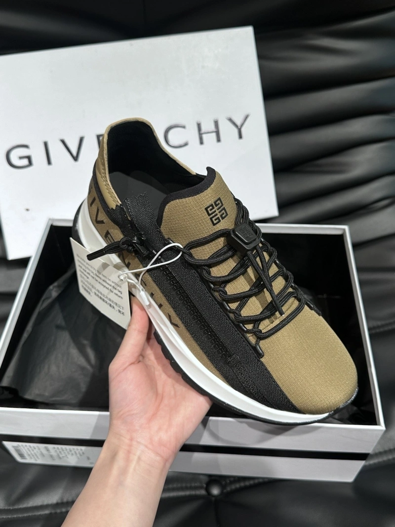 Modern Gxvxnchy Sneakers 154685