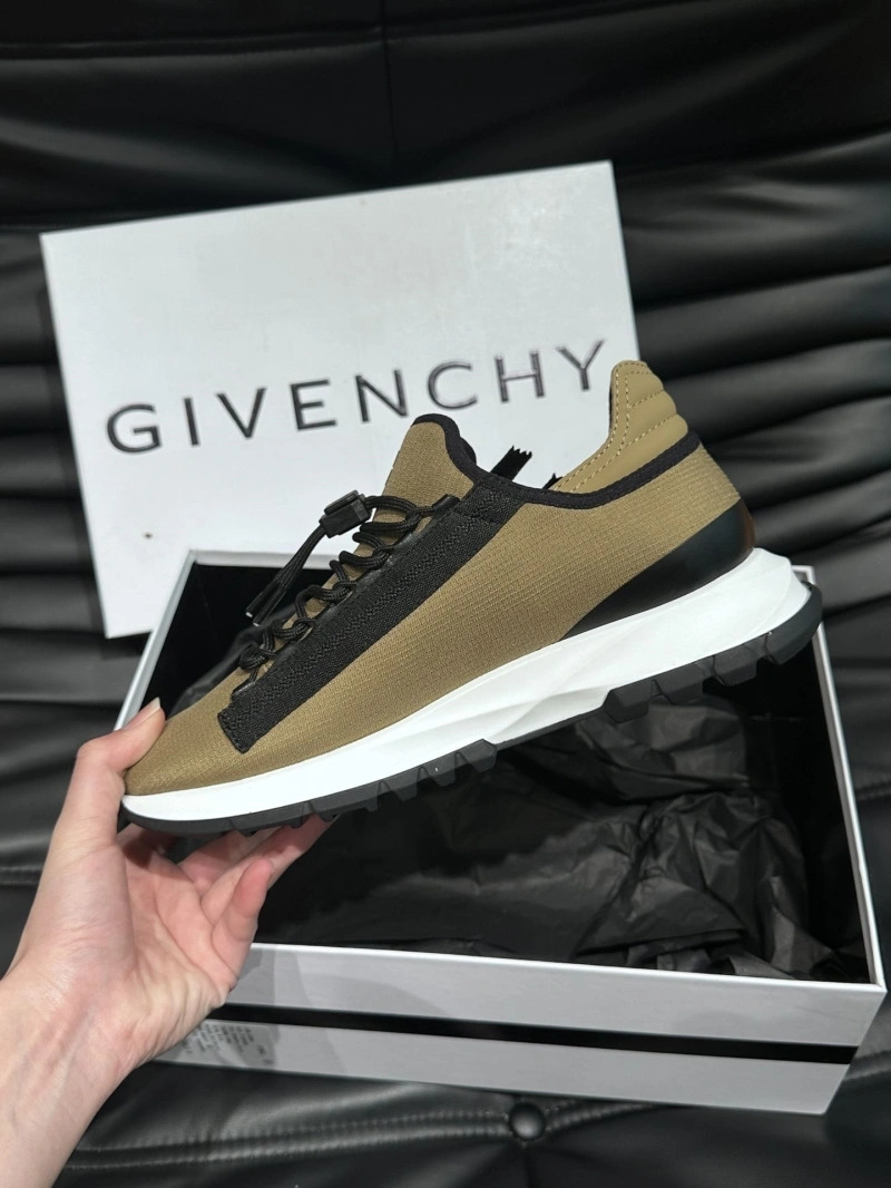 Modern Gxvxnchy Sneakers 154685