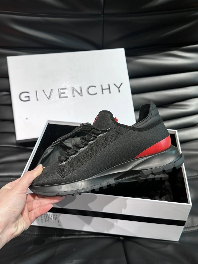 Durable Gxvxnchy Sneakers 154686