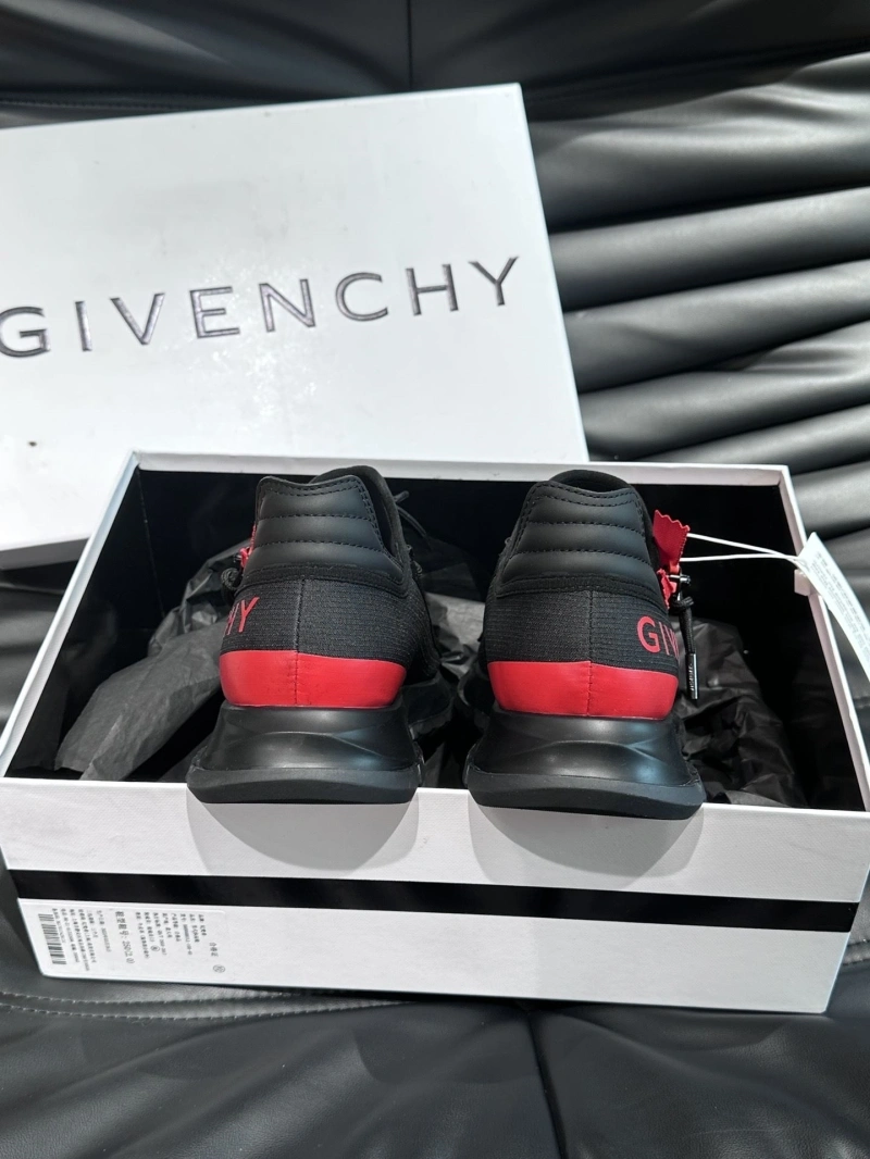 Durable Gxvxnchy Sneakers 154686