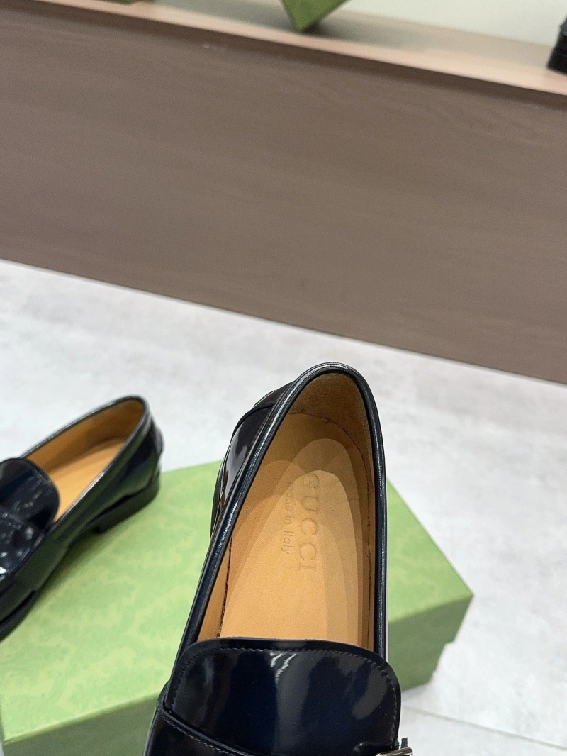 Versatile Gxccx Leather Shoes 165764