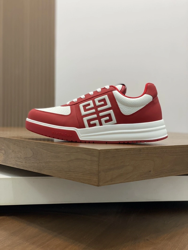 Versatile Gxvxnchy Sneakers 154681