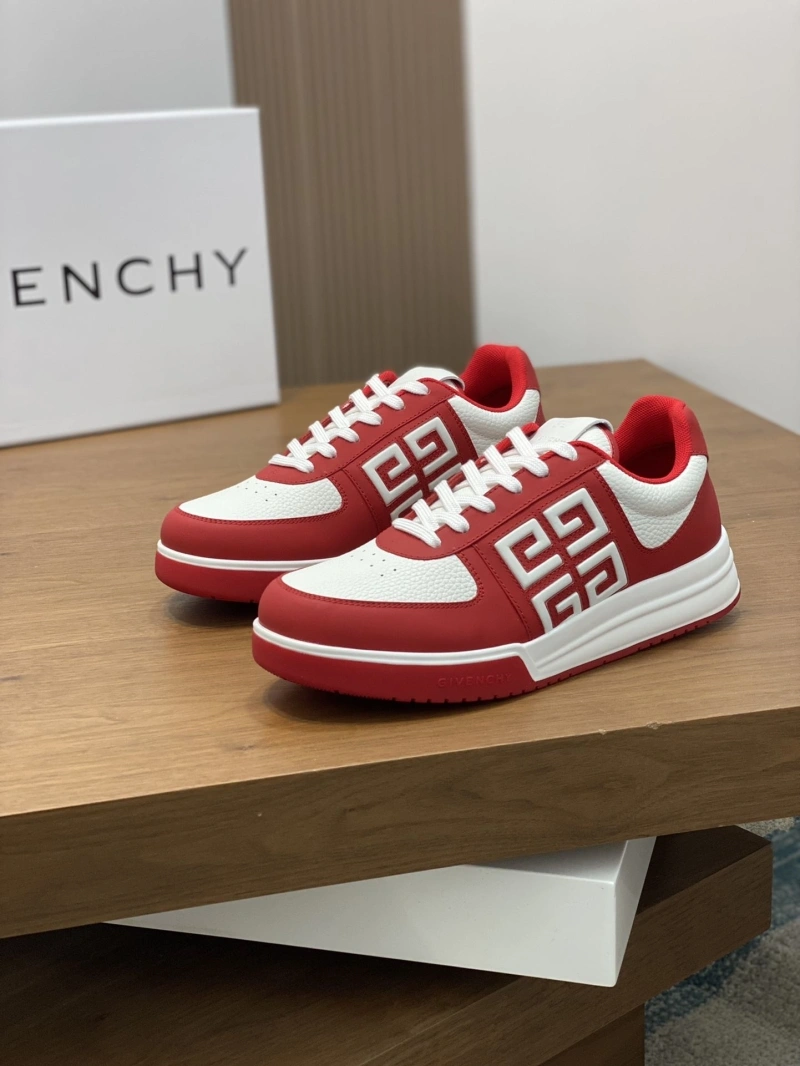 Versatile Gxvxnchy Sneakers 154681
