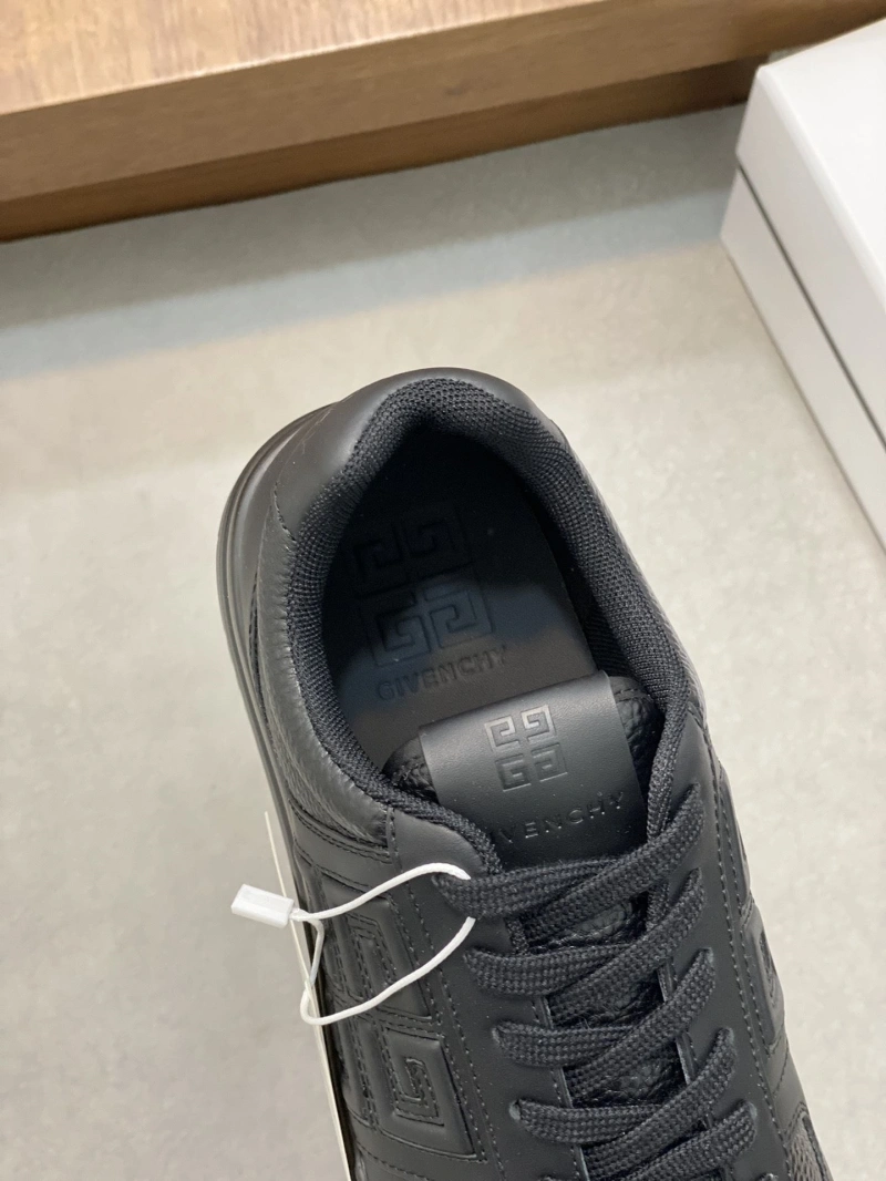 Gxvxnchy Sneakers NewStyle 154679