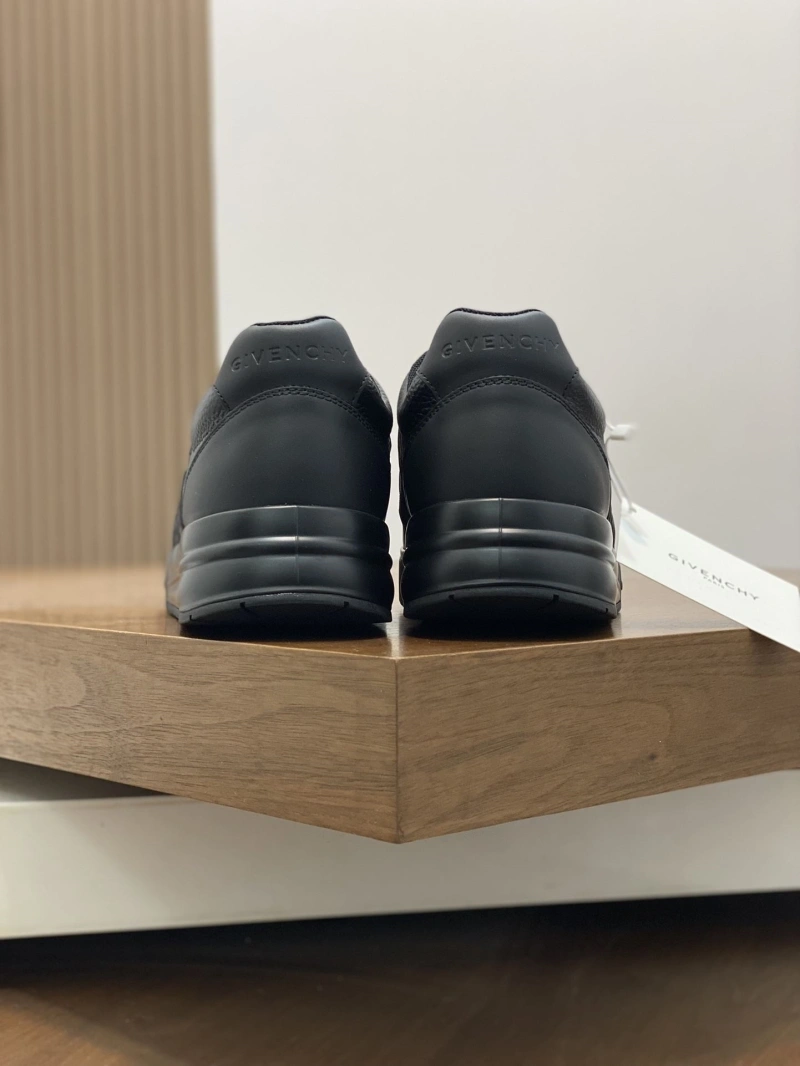 Gxvxnchy Sneakers NewStyle 154679