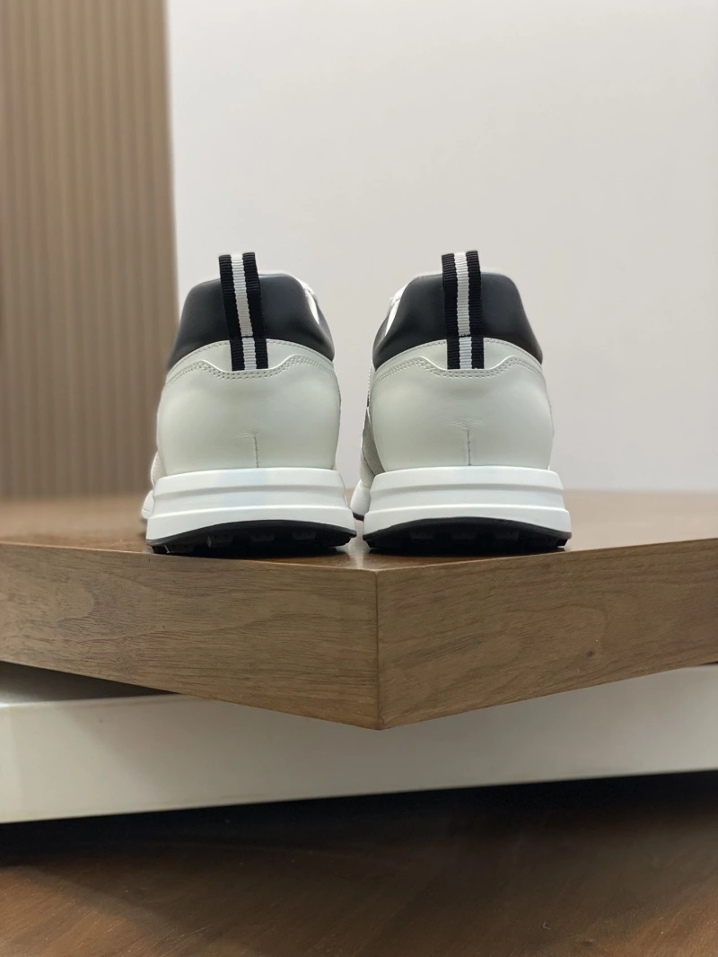 Bold Gxccx Sneakers 165959