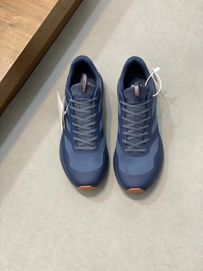 NewStyle Othxr Sneakers 216852