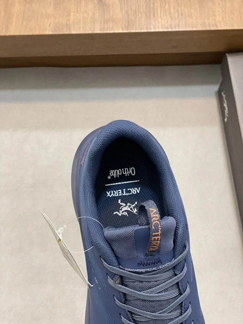 NewStyle Othxr Sneakers 216852