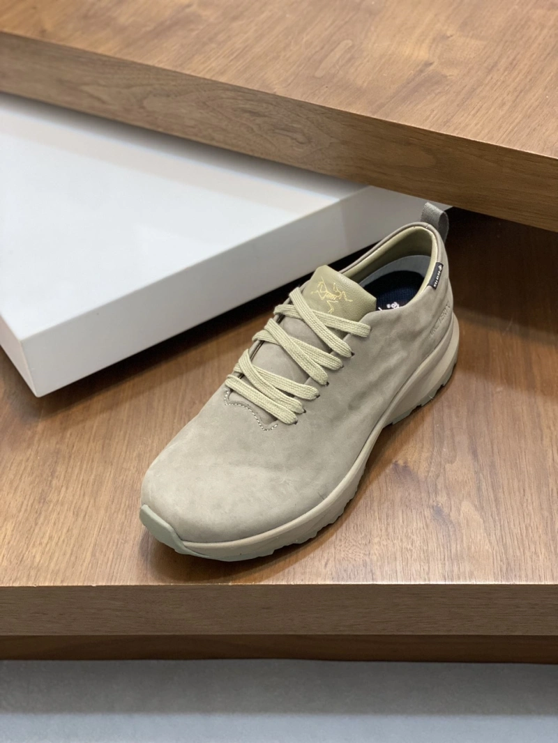 EyeCatching Othxr Sneakers 216837