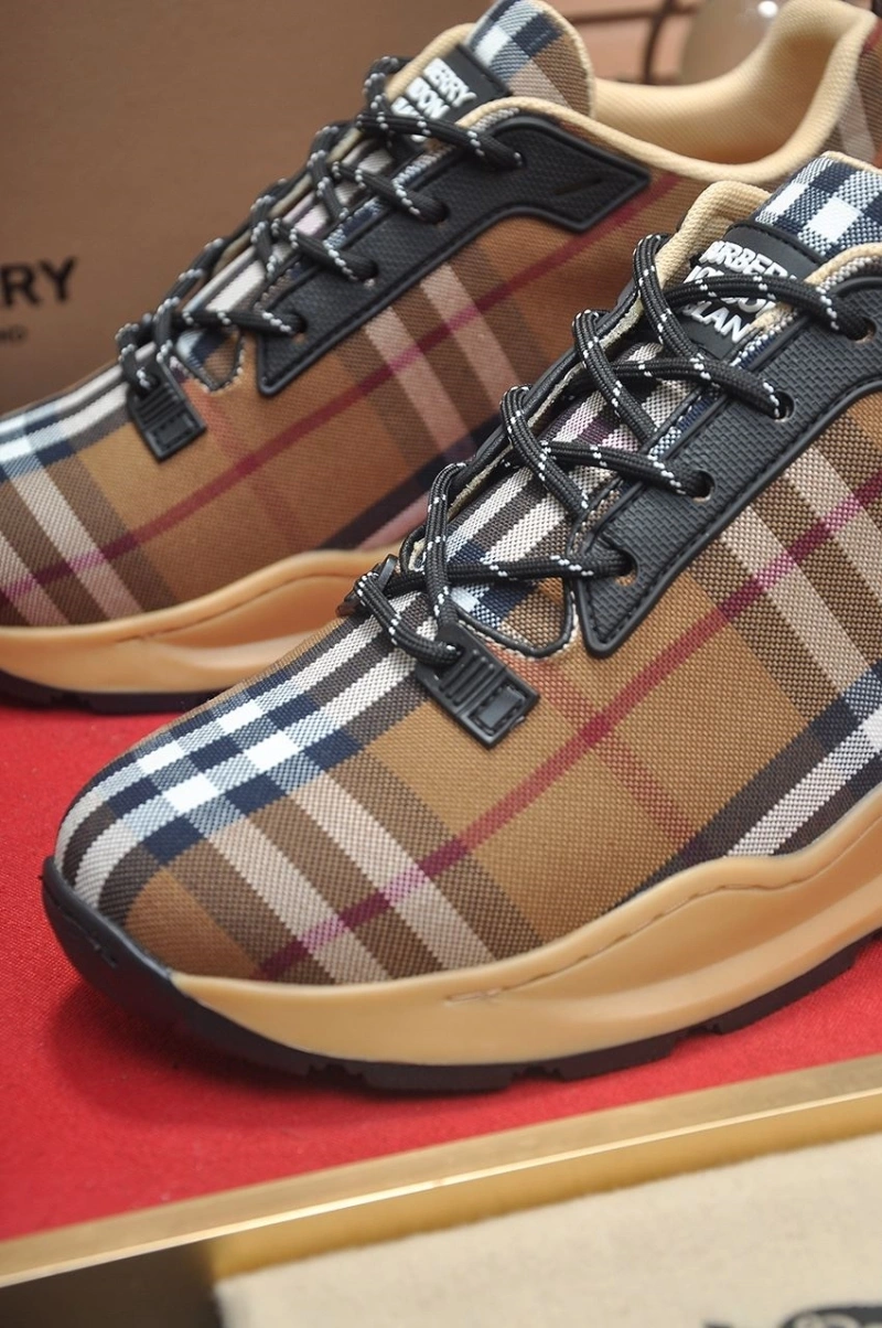 Durable Bxrbxrry Sneakers 115504