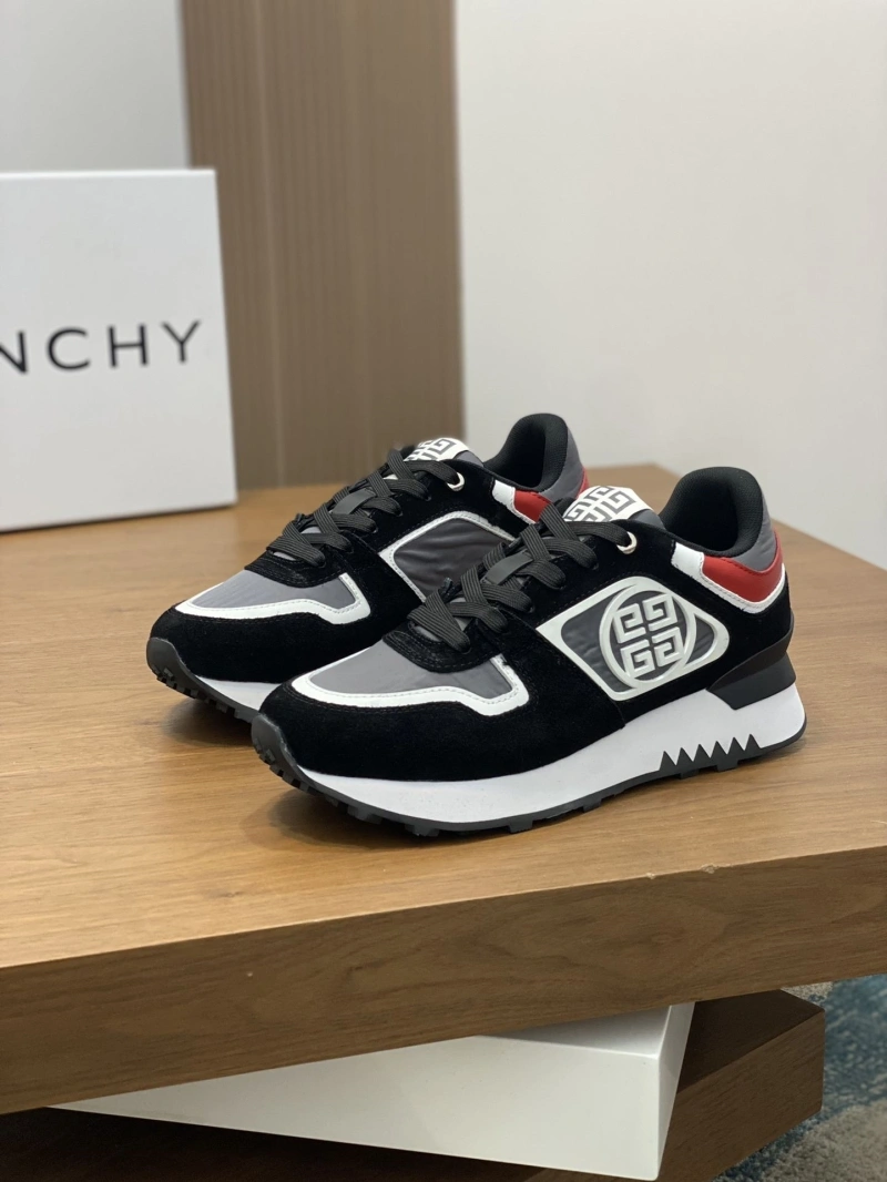 Gxvxnchy Sneakers SportInspired 154670