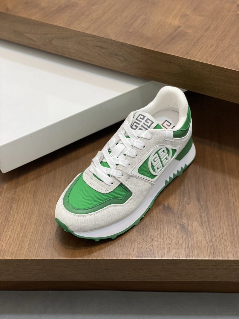 Gxvxnchy Sneakers Stylish 154674