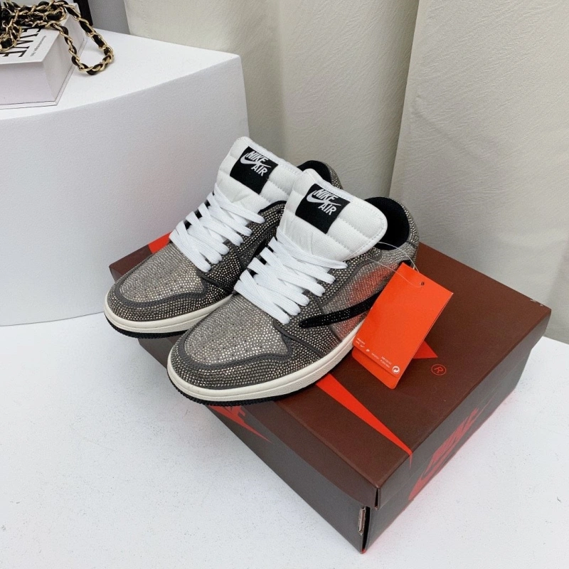 EyeCatching Nxkx Sneakers 200181