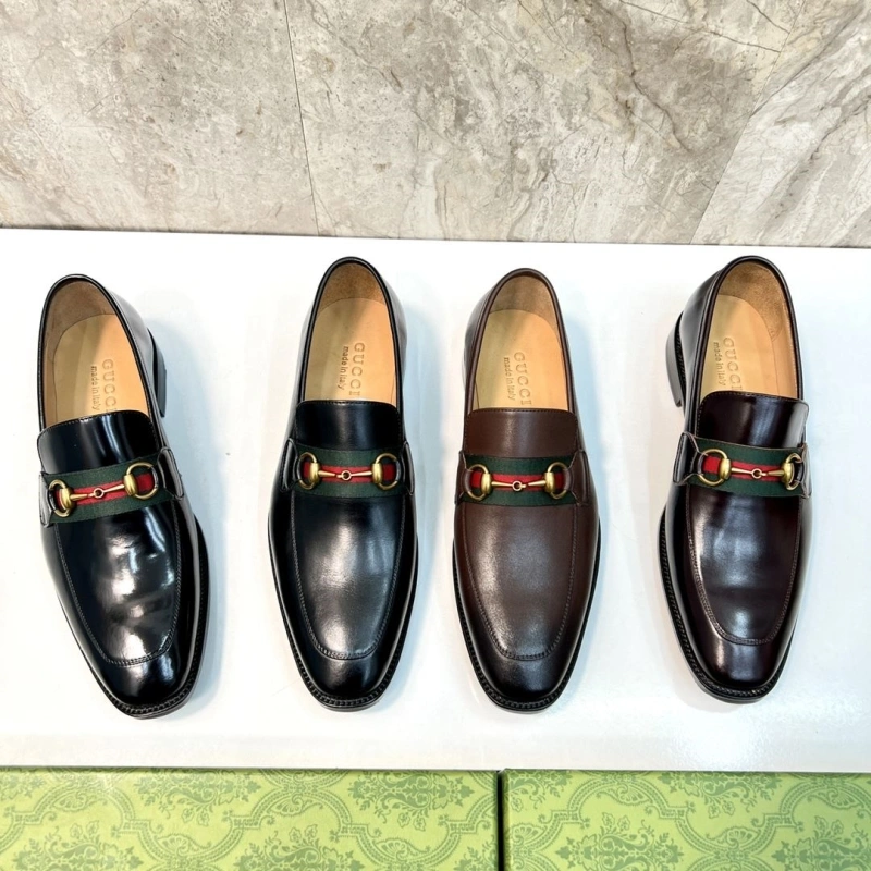 Resilient Gxccx Slippers 166528
