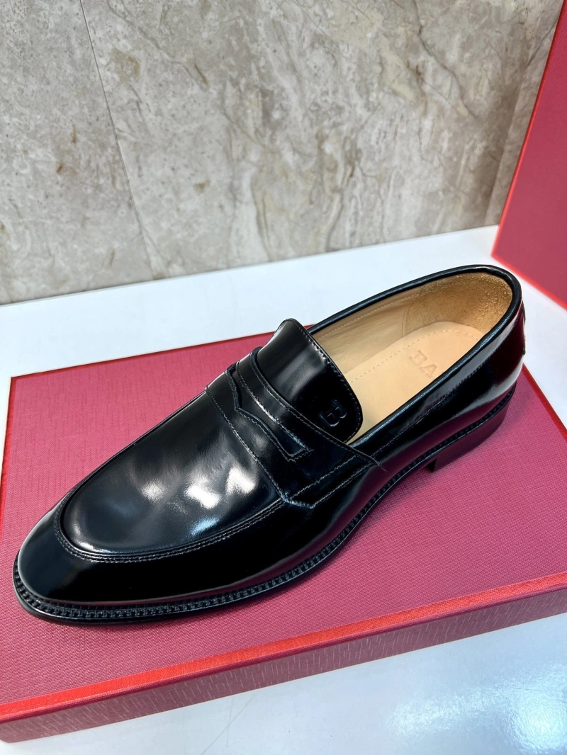 Minimalist Bxrbxrry Leather Shoes 115610