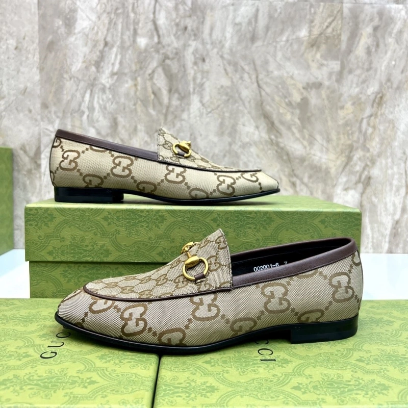 Gxccx Slippers Vibrant 166515