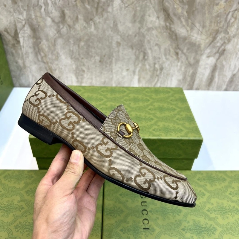Gxccx Slippers Vibrant 166515