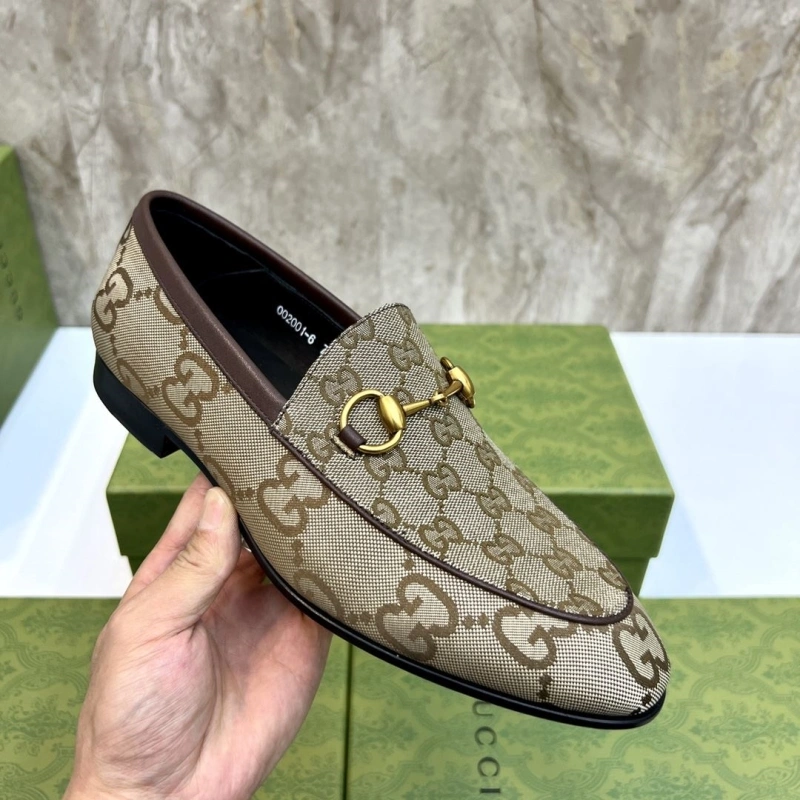 Gxccx Slippers Vibrant 166515