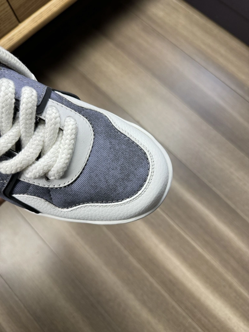 Unique Vxlxntino Sneakers 232930
