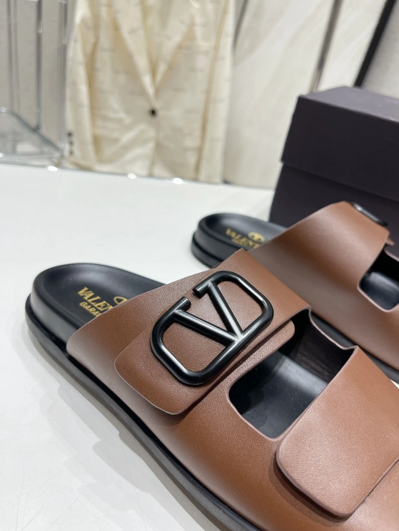 SportInspired Vxlxntino Slippers 233155