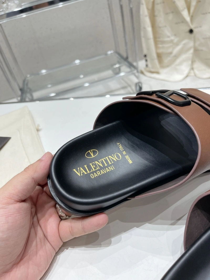 SportInspired Vxlxntino Slippers 233155