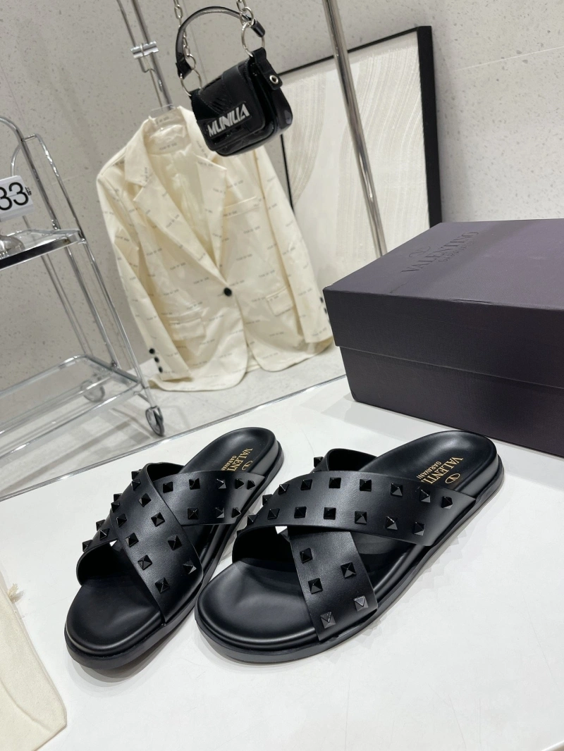 Trendsetting Vxlxntino Slippers 233157