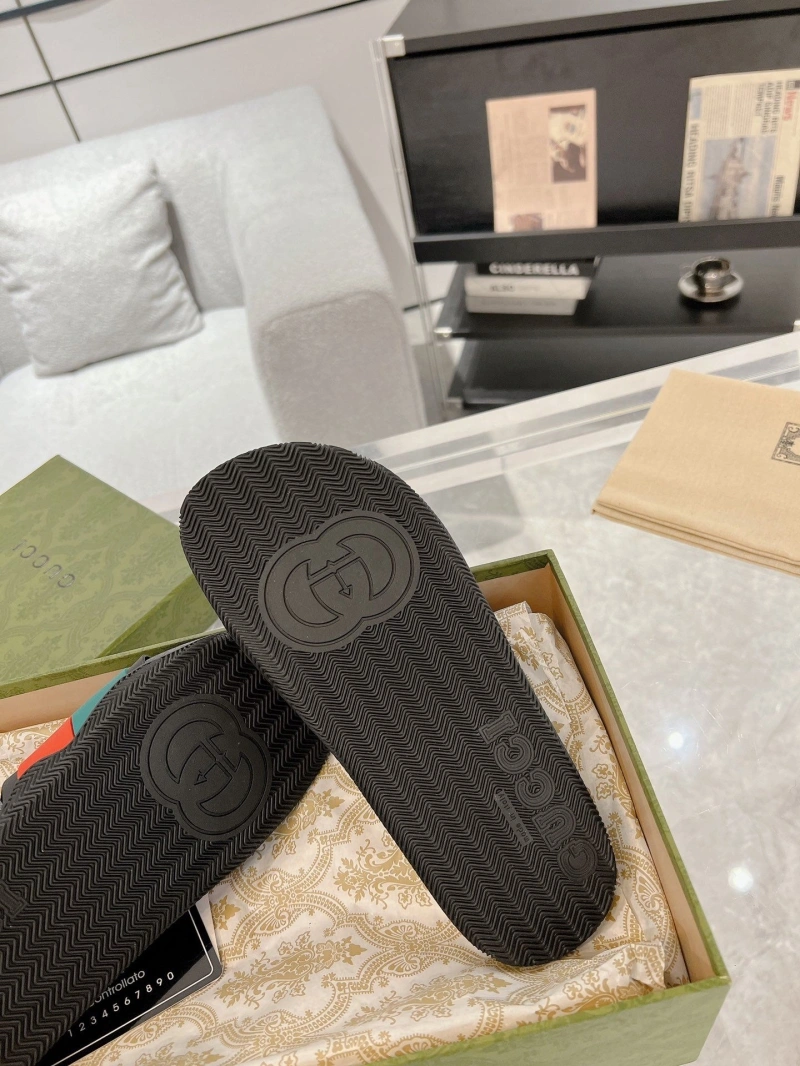 Modern Gxccx Slippers 166504