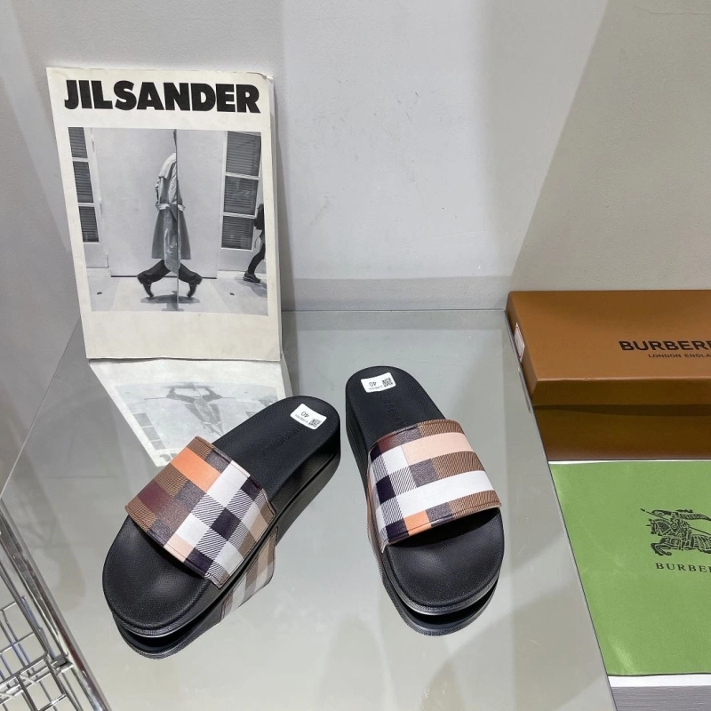 Bxrbxrry Slippers ModernLook 115573