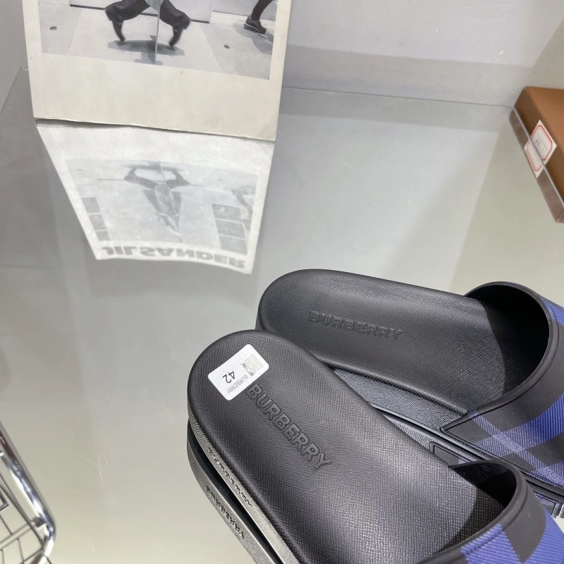 Bxrbxrry Slippers Unique 115575