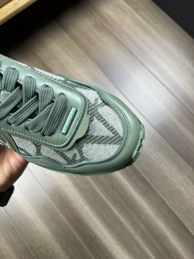 GoAnywhere Vxlxntino Sneakers 232916
