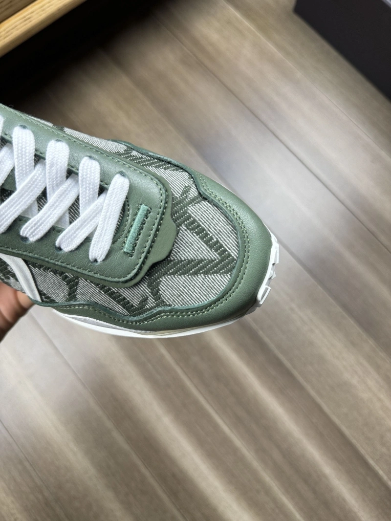 Vibrant Vxlxntino Sneakers 232915
