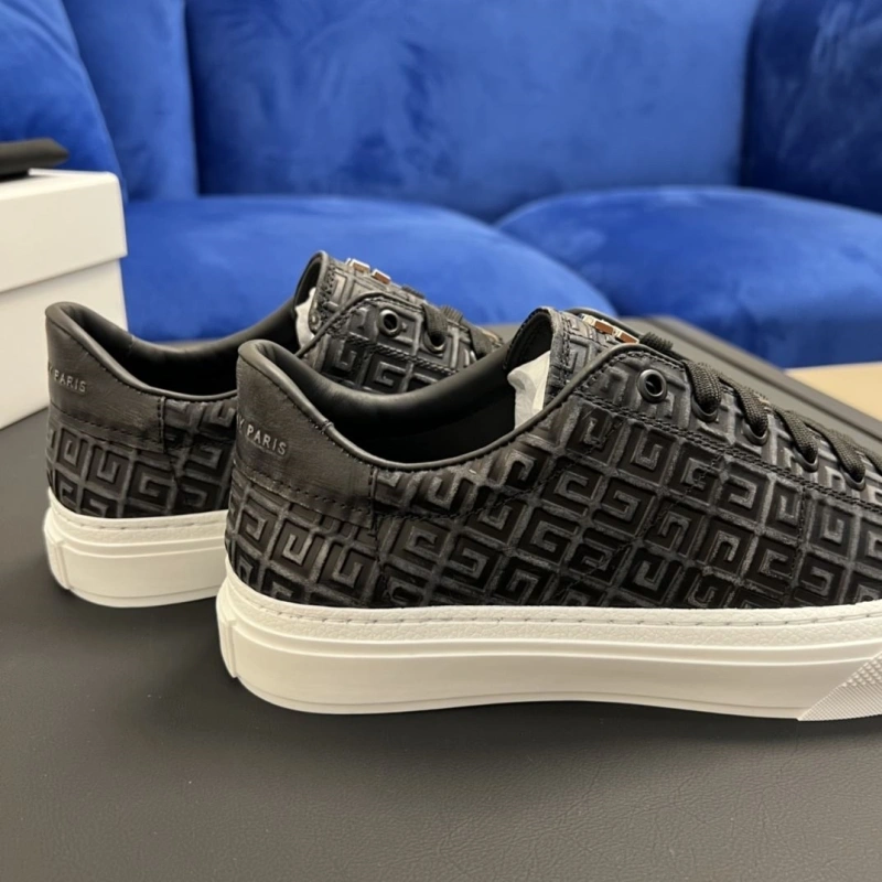 Gxccx Sneakers Affordable 165948