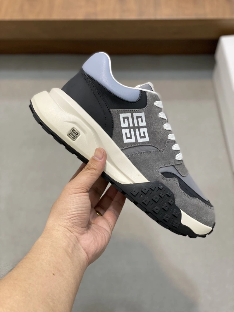 Gxvxnchy Sneakers NewStyle 154653