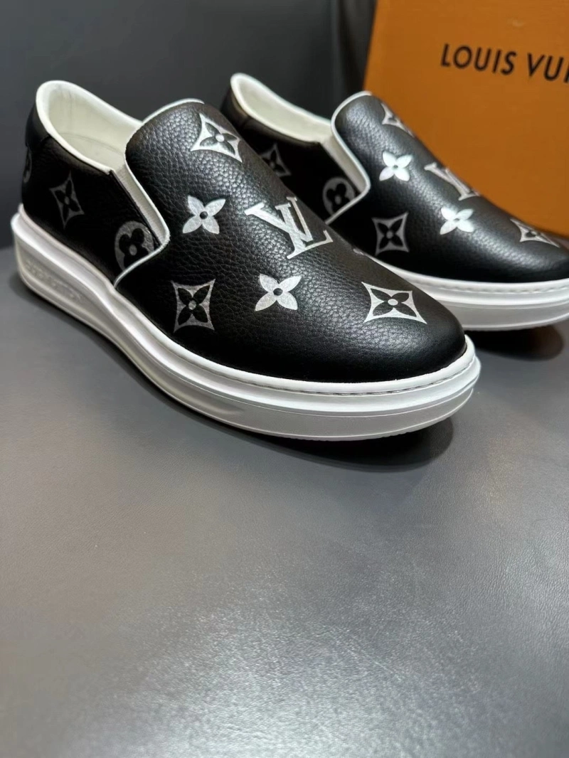 Gxccx Sneakers EyeCatching 165941