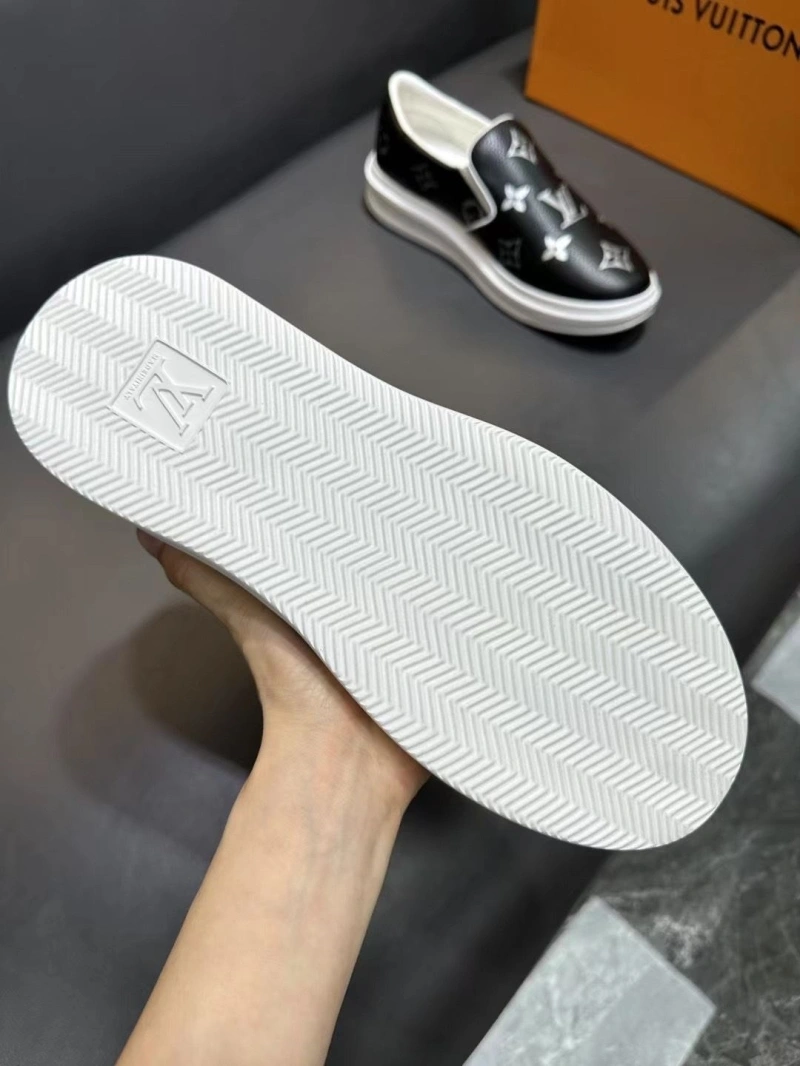 Gxccx Sneakers EyeCatching 165941