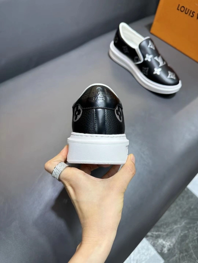 Gxccx Sneakers EyeCatching 165941