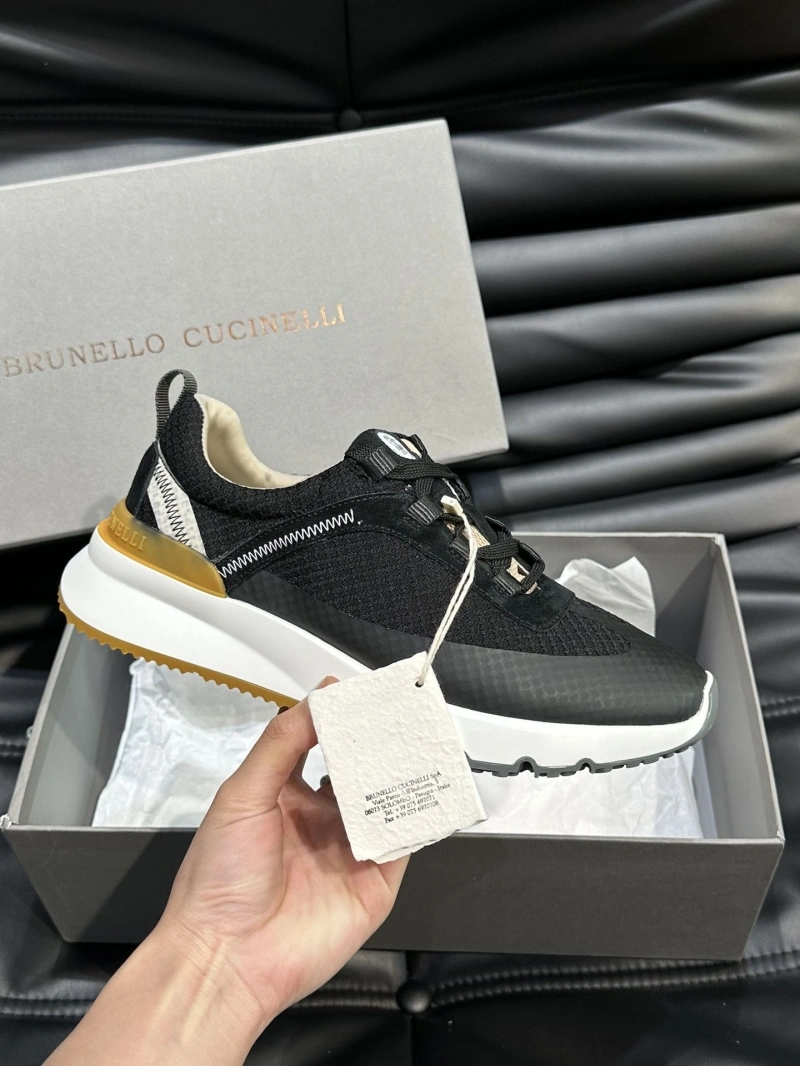 Versatile Brxnxllo Cxcxnelli Sneakers 114282