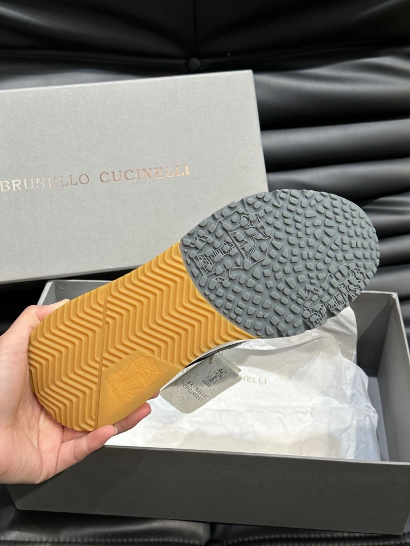 Versatile Brxnxllo Cxcxnelli Sneakers 114282