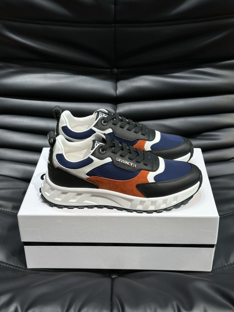 Lightweight Gxvxnchy Sneakers 154665