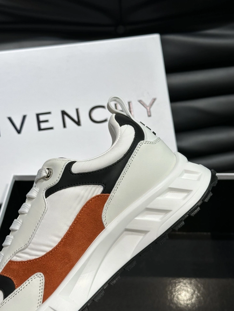 Gxvxnchy Sneakers UrbanStyle 154661