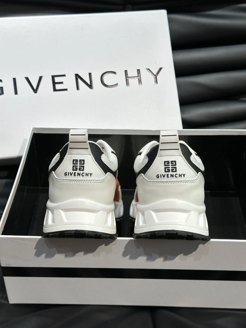 Gxvxnchy Sneakers UrbanStyle 154661