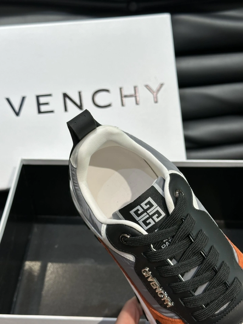 Gxvxnchy Sneakers SmartChoice 154666